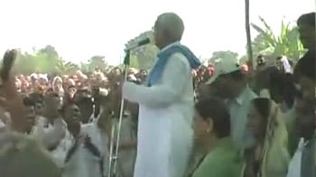 Video : Lalu down but not out after stage collapse