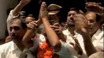 खत्म हुआ इंतजार, पुलिसकर्मी रिहा