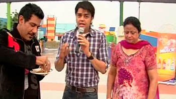 दिल्ली में किसकी गलेगी दाल...