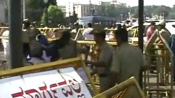 Chaos outside Karnataka Assembly