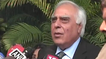 Government completely transparent: Telecom Minister