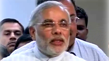 शाह निर्दोष हैं : मोदी