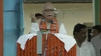 Muslims have the best livelihood in Gujarat: Advani