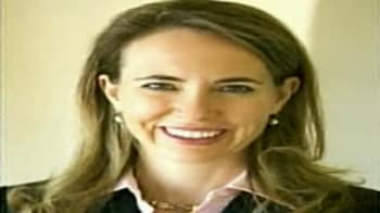 Video : US: Congresswoman shot at in public, 6 killed