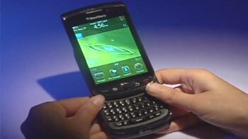 Video : Cell Guru: BlackBerry Torch comes to India