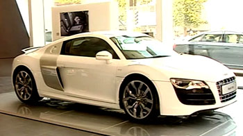 Audi R8, a pure super sports car @ Rs. 1.35 cr