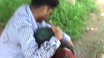 Video : Couples thrashed, faces blackened in Raipur