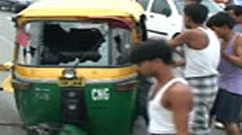 मुंबई की भी रफ्तार थमी