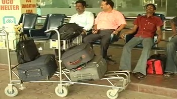 Videos : बंद के कारण कोलकाता में उड़ाने रद्द