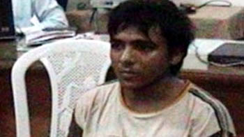 कसाब ने जेल अधिकारी पर हाथ उठाया कसाब ने जेल अधिकारी पर हाथ उठाया