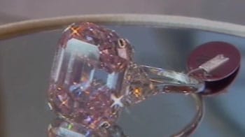 Video : Rare pink diamond could fetch $38 million