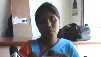 Naxals kidnap 7 cops, families appeal for peace