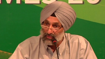 Pay to work for us: CWG tells doctors Pay to work for us: CWG tells doctors