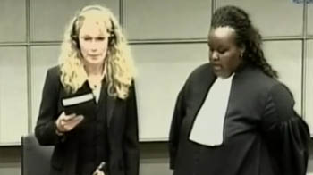 Naomi bragged about huge diamond, says Mia Farrow