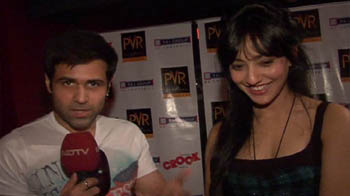 दिल्ली में हाशमी, 'क्रुक' का प्रमोशन