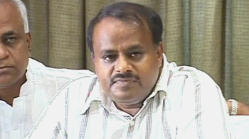 Kumaraswamy: Yeddyurappa must quit immediately