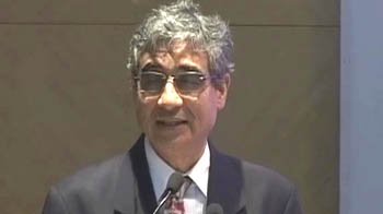 SBI keeps base rate at 7.5%