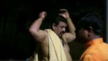 भाजपा एमएलए का अभिषेक