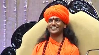 Video : 'Sex Swami' Nityananda starts sermons again