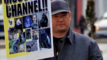 Discovery hostage crisis: Gunman shot by police Discovery hostage crisis: Gunman shot by police