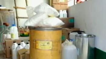 Videos : गांव में मिला 25 करोड़ का ड्रग्स