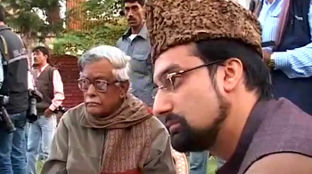 Kashmir: Blame-game over meet with separatists