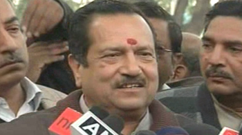 Mecca Masjid blast: CBI questions RSS leader