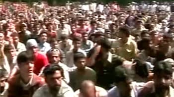 Video : Kashmir tense after 2 more civilian deaths