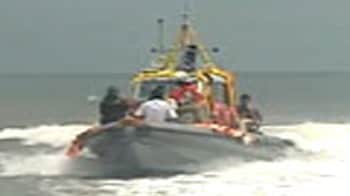 Video : विस्फोटक के साथ जहाज बरामद