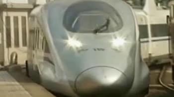 China inaugurates world's fastest train