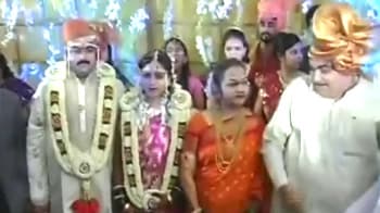 Video : Gadkari wedding today, big-bang reception tomorrow