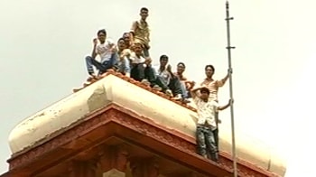 Students on university rooftop, Jaipur nervous