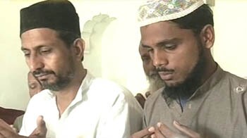 Videos : हिन्दू-मुस्लिम रहेंगे एक साथ