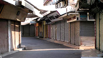 समापन समारोह पर दिल्ली बंद