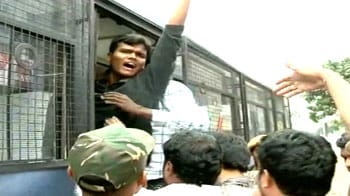 Video : Telangana protests on Andhra day