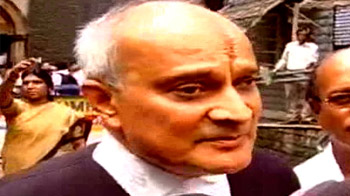 Bombay HC gives SEBI till Sept 30 to decide on MCX