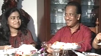 Merry Christmas! It's all about cakes and goodies