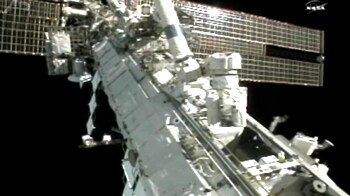 Video : Astronauts pull off broken pump in space