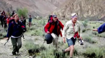 Video : Leh still cut off, tourists stranded