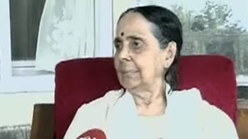 RK Laxman's wife speaks about his condition