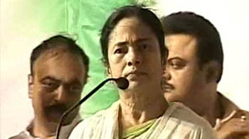 हथियार जमा कर रही है माकपा : तृणमूल हथियार जमा कर रही है माकपा : तृणमूल