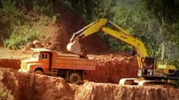 Video : Centre reprimands Karnataka CM: Why ban iron ore exports?