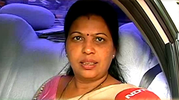 मुंबई की मेयर ने खरीदे 20 लाख के पर्दे