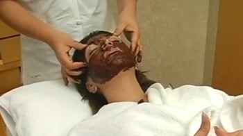 Video : Chocolate facial for your skin!