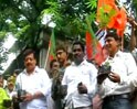 Videos : भाजपा का सड़क पर पौधा-रोपण