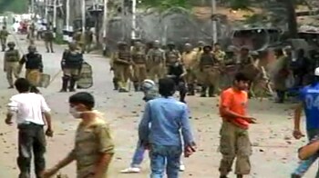 Videos : Fresh violence rocks Kashmir, 1 killed