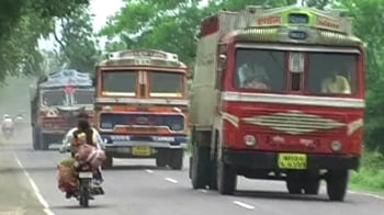 Video : 61 trucks loaded with explosives go missing