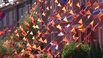 Dutch street goes orange