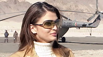 Jai Jawan with Aishwarya Rai