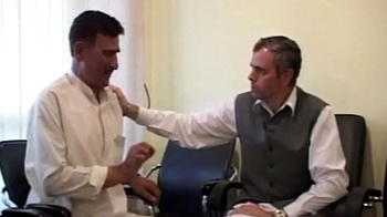 Omar forgives shoe thrower, orders his release